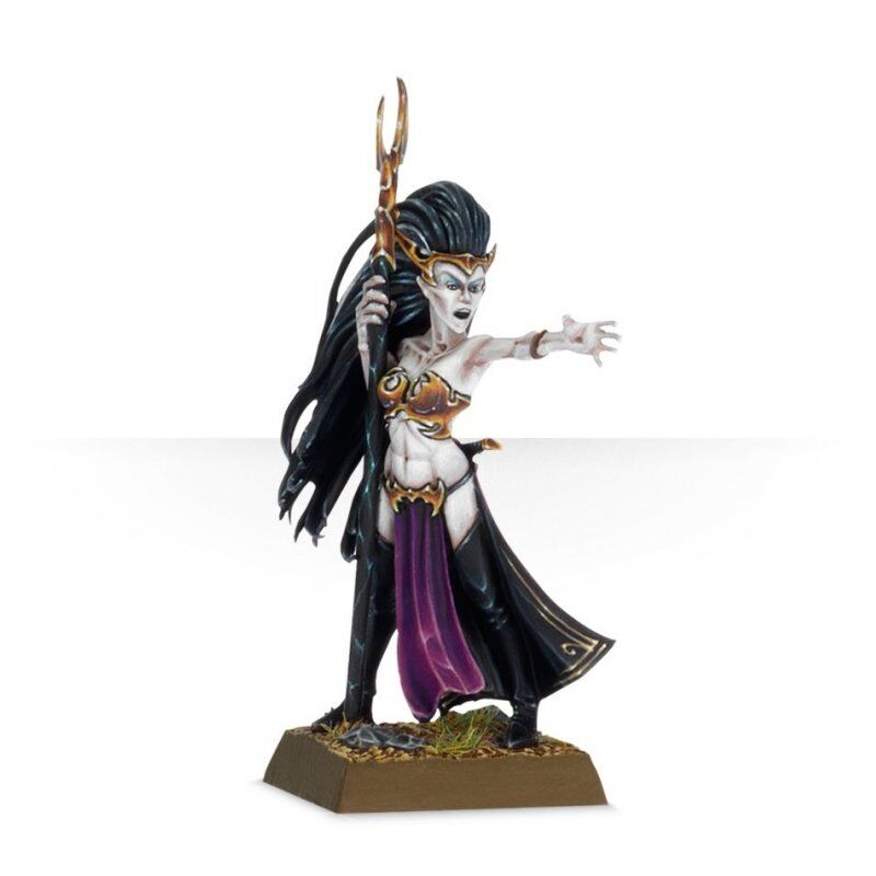 STOCK1 - Warhammer AoS - Elfes Noir Sorcière