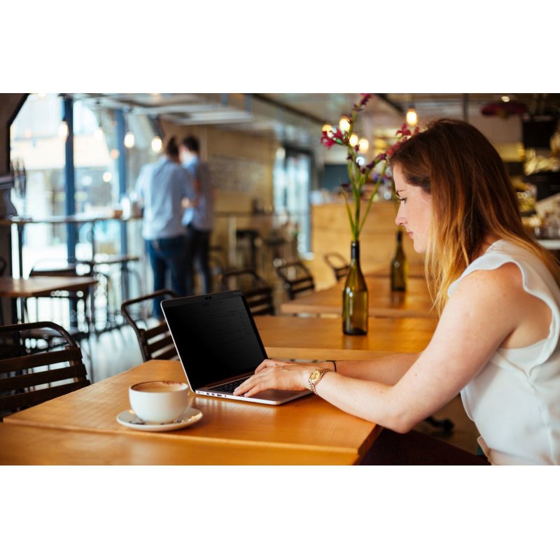 TARGUS Magnetic 12inch Screen For MacBoo