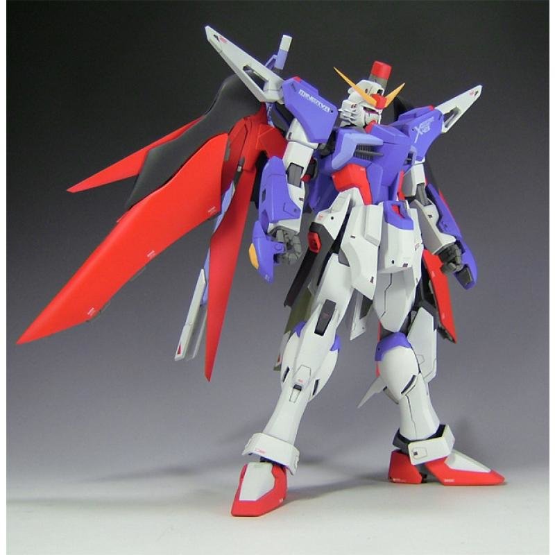 GUNDAM - MG Destiny Gundam 1/100 - Model Kit