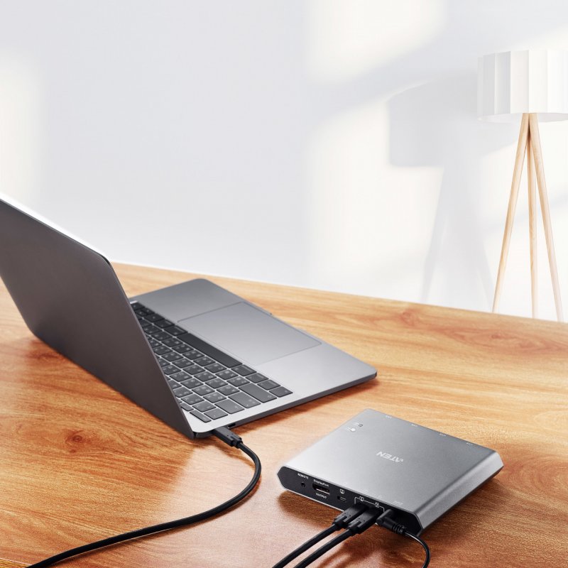 2-Port USB-C 4K DisplayPort KVM Switch w/PD 3.0 100W