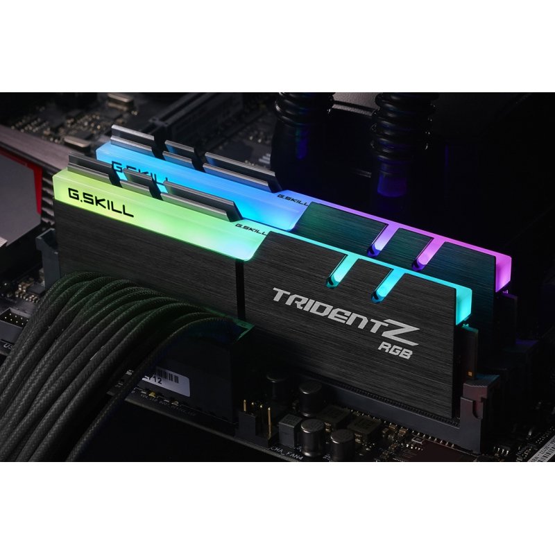 G.Skill compatible Trident Z RGB Series pour AMD, DDR4-3200, CL16 - 16 GB Du