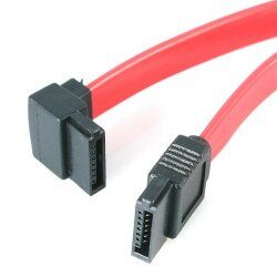 StarTech.com 45cm SATA Kabel links gewinkelt - Serial-ATA Anschlusskabel St/St - SATA-Kabel - 46 cm