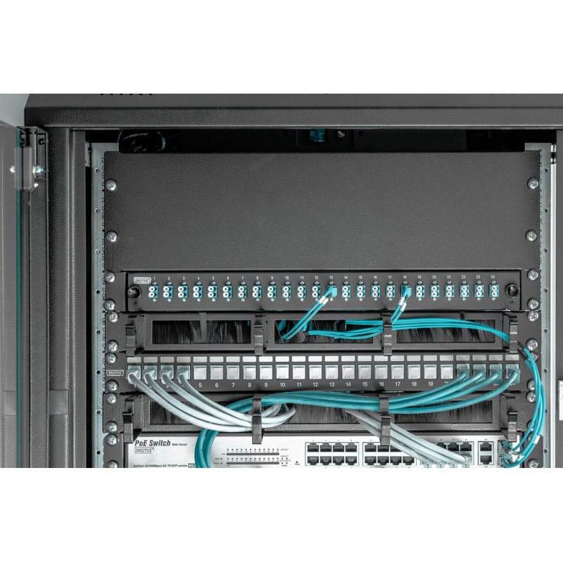 NWSZ Blindabdeckung 19" 3HE Digitus compatible Farbe black (RAL 9005)