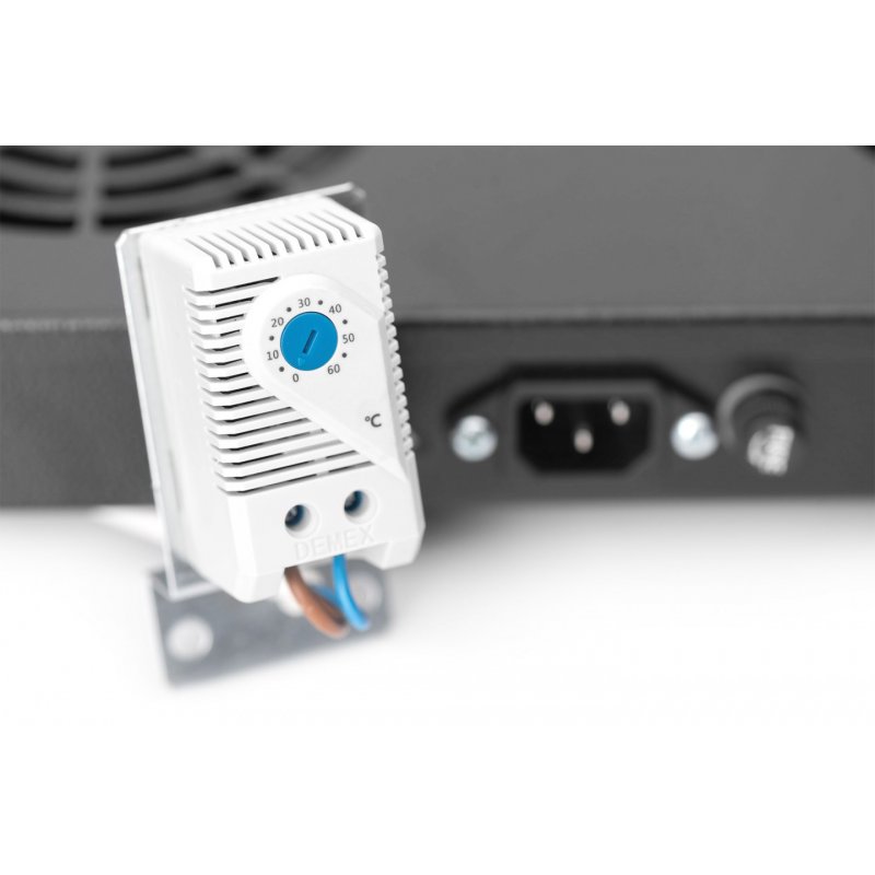 Digitus Unité de ventilation de toit pour installation variable de 483 mm (19 po)