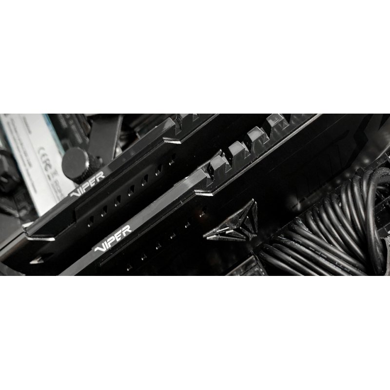 Patriot compatible Extreme Performance Viper Steel - DDR4 - 32 GB: 2 x 16 GB - DIMM 288-PIN - ungepuffert