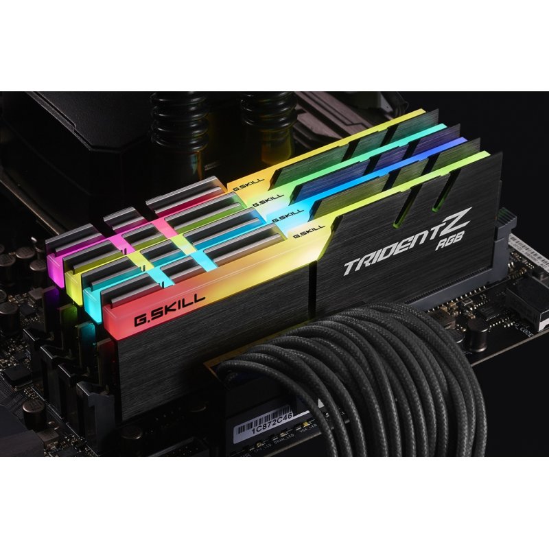 Trident Z RGB 32 Go (4x 8 Go) DDR4 3600 MHz CL19