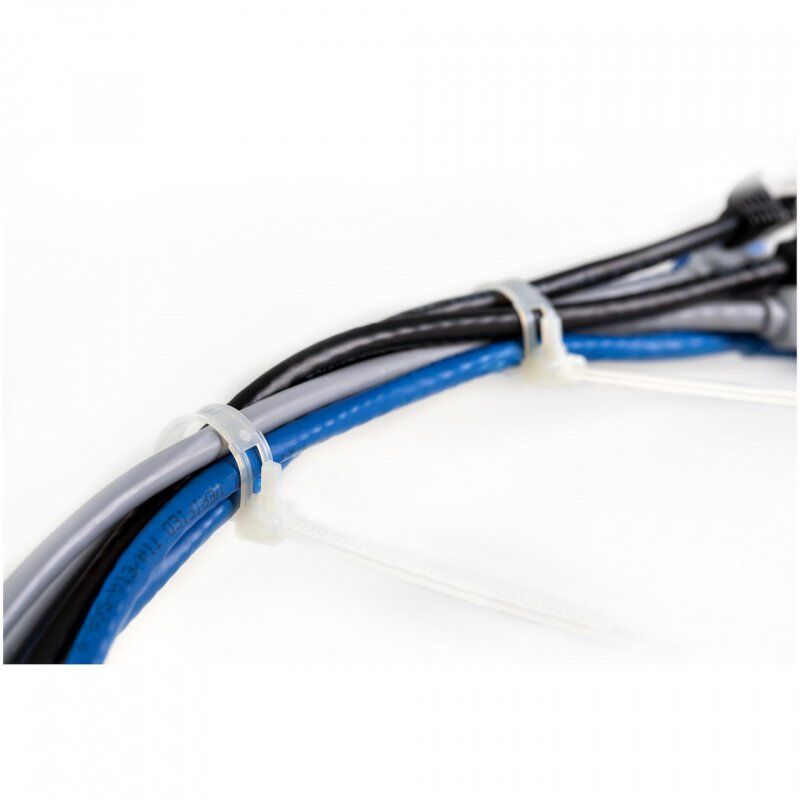StarTech.com Colliers de Serrage Réutilisables 15 cm Blancs - Largeur 7 mm - Diam. faisceau 35 mm - Résistance tractio
