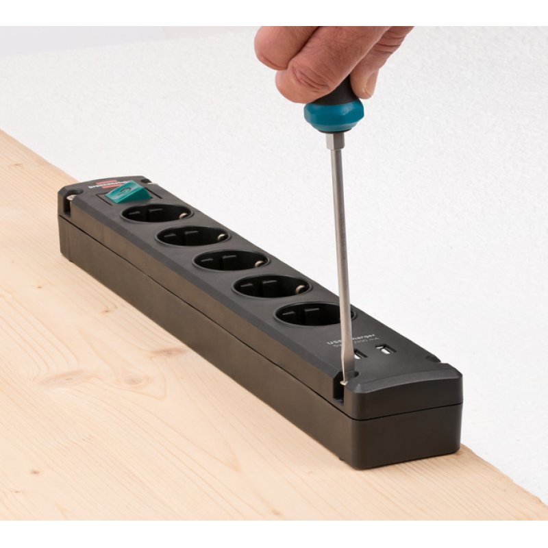 Brennenstuhl compatible Bremounta Steckdosenleiste, 5-fach, USB-Ladefunktion - schwarz