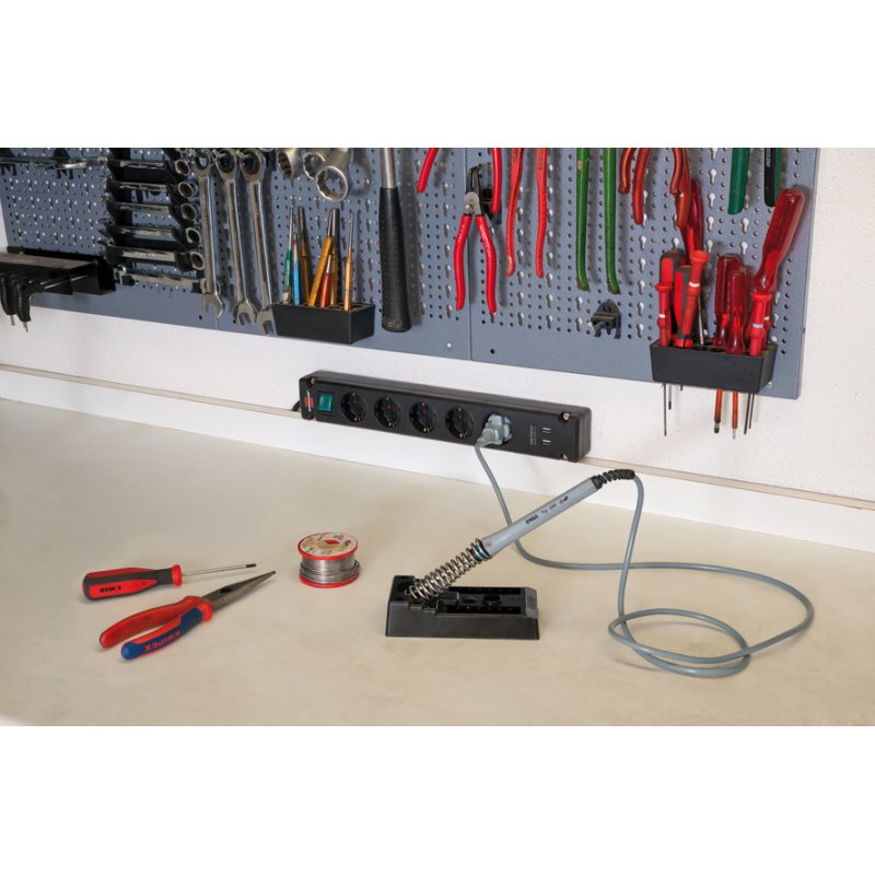 Brennenstuhl compatible Bremounta Steckdosenleiste, 5-fach, USB-Ladefunktion - schwarz