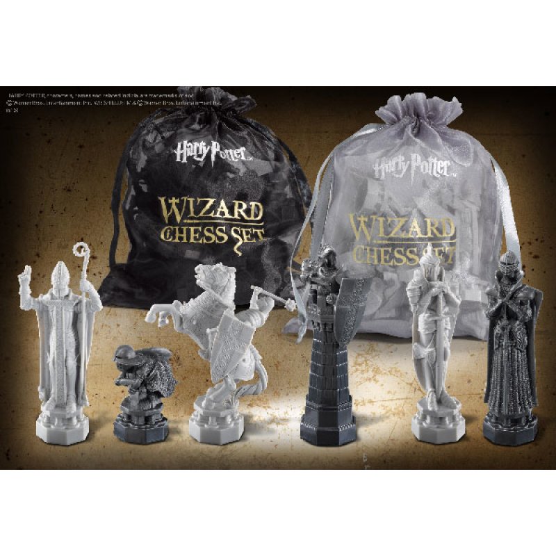 Harry Potter - Wizard Chess Set (NN7580)