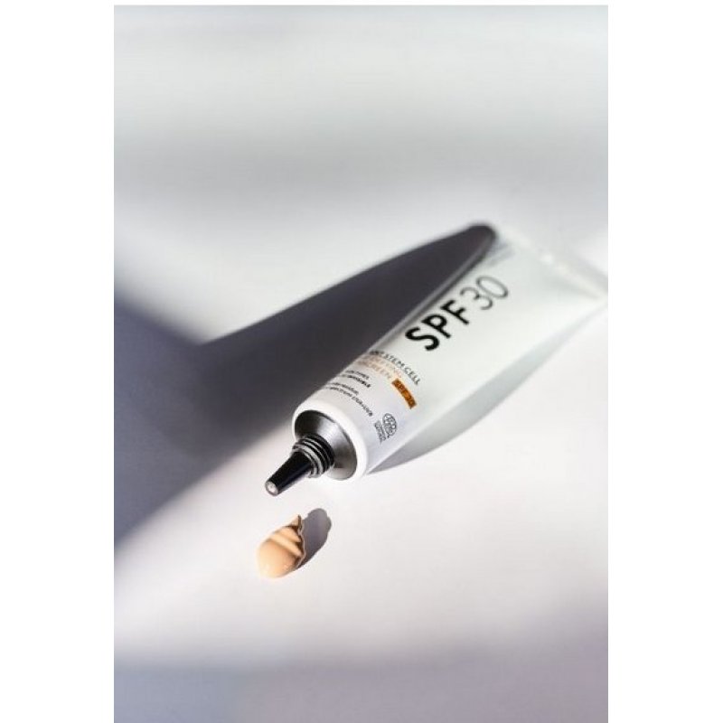 Mádara - Plant Stem Cell Age Protecting Sunscreen SPF 30 40 ml