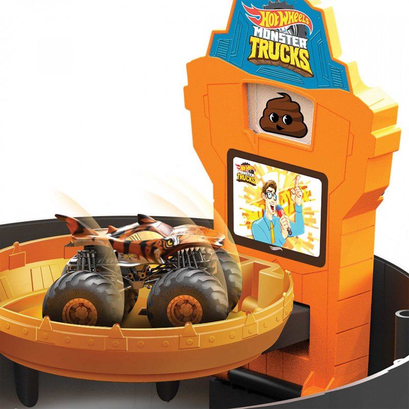 Hot Wheels - Monster Trucks Stunt Tire Playset (GVK48)