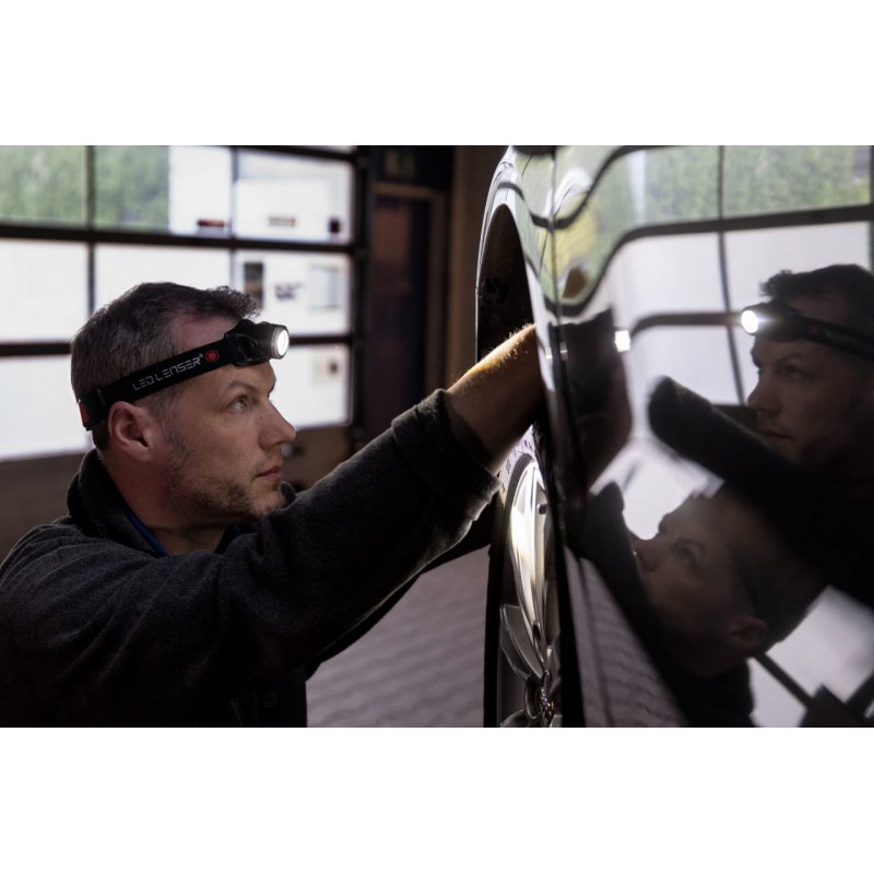 Ledlenser H3.2 Black Hand flashlight + Headband flashlight LED