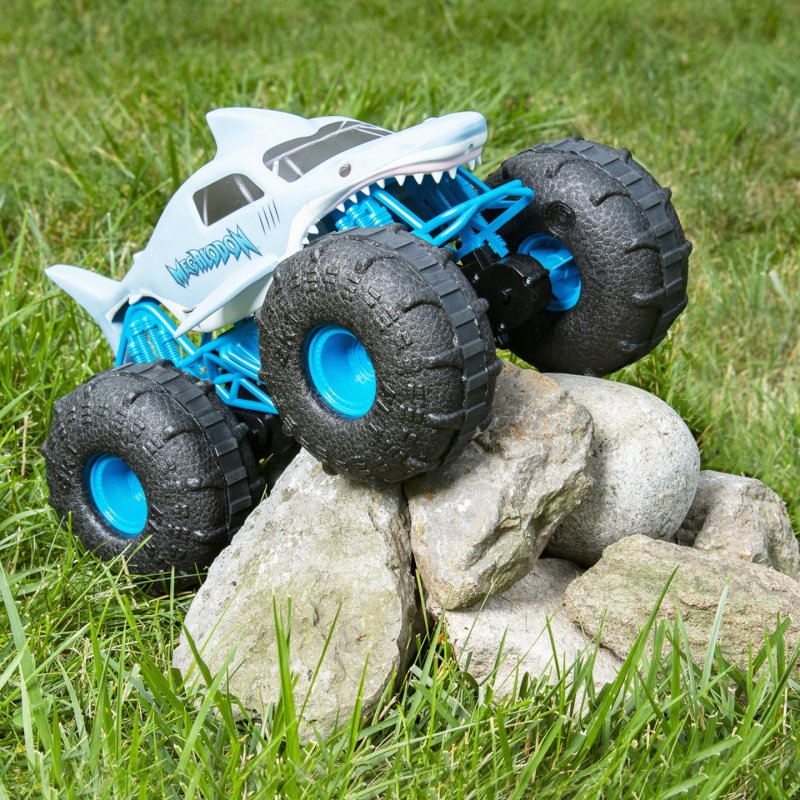 Monster Jam , Official Megalodon STORM All-Terrain Remote Control Monster Truck, 1:15 Scale