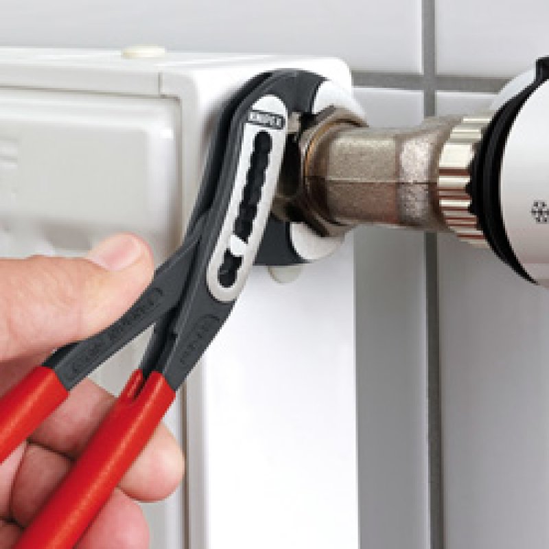 Knipex 88 01 300 pince Pince à rainure et languette