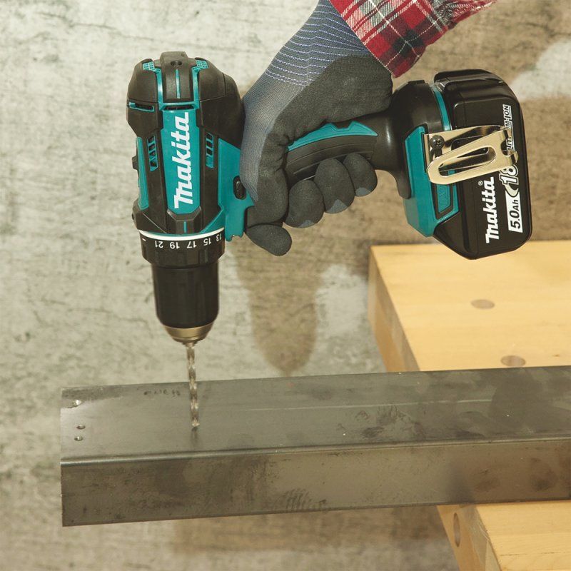 Makita DDF482RFJ 1900 tr/min Sans clé Noir, Bleu