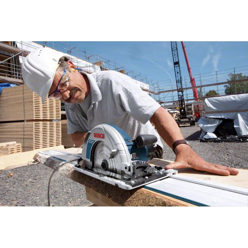 Bosch 0 601 57A 900 portable circular saw 23.5 cm 5000 RPM 2200 W