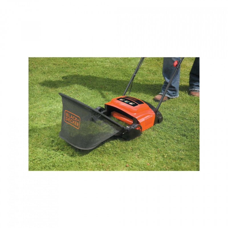 Black & Decker GD300-QS lawn scarifier 600 W