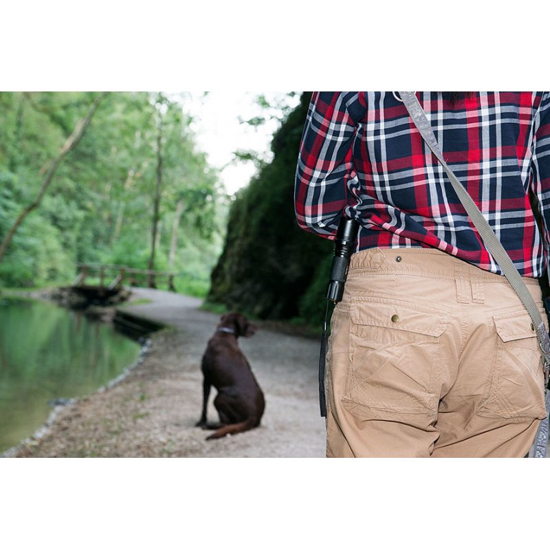 Brenn LuxPremium Fokus LED Taschenlampe | TL 250F IP44 CREELED 250lm 3xAAA