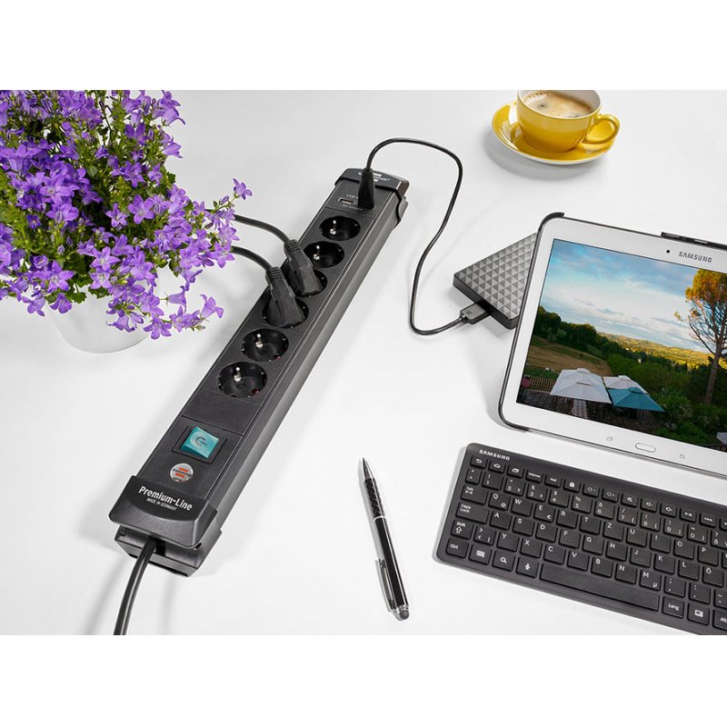 Brenn Premium-Line 6-fach 3m bk | 2-fach USB