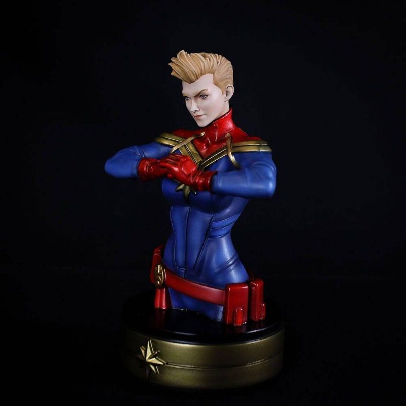 MARVEL - Captain Marvel - Buste en résine 20cm