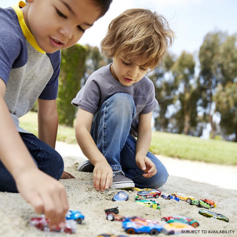 Hot Wheels 10Pk Asst 2022 Mix 10 - 21A