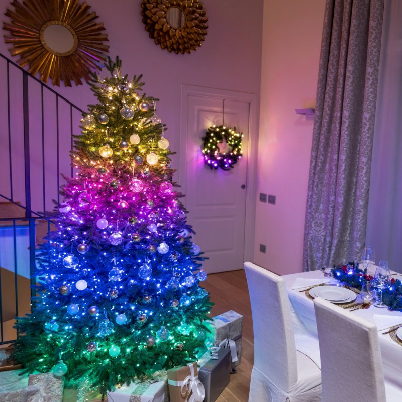 Twinkly Strings Noir Wi-Fi/Bluetooth