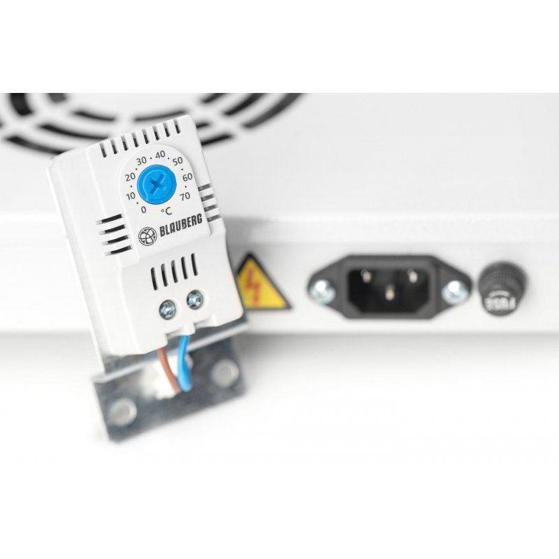 Digitus DN-19 FAN-4-HO Rack-Lüftereinsatz