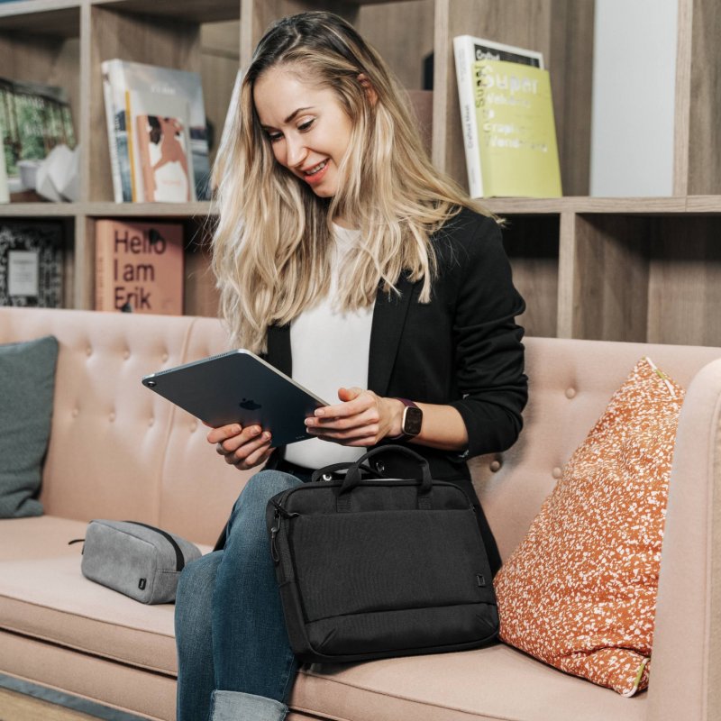 ECO SLIM CASE MOTION 10-11.6IN BLACK