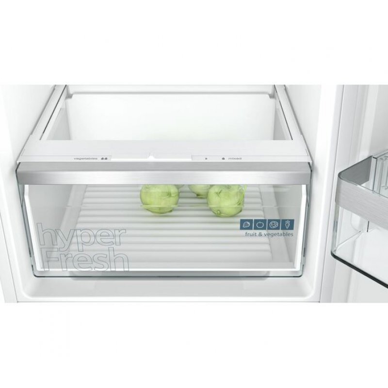 Siemens iQ300 KI87VVFE1 fridge-freezer Built-in 270 L E White