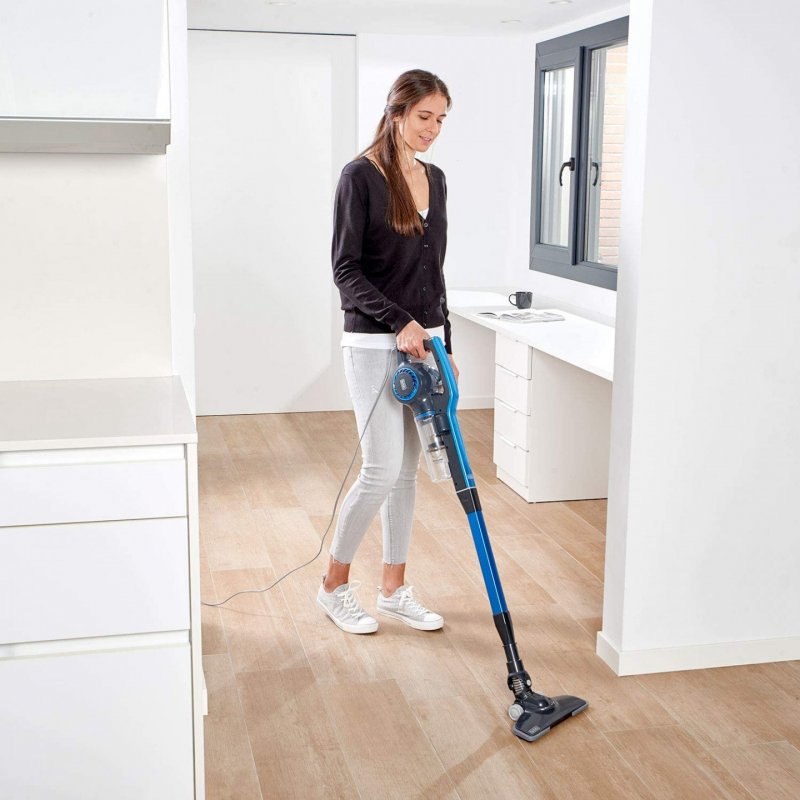 Black & Decker BXVMS600E aspirateur balai et balai électrique Secteur Sec Cyclonique, EPA Sans sac 0,8 L 600 W Noir, Bl