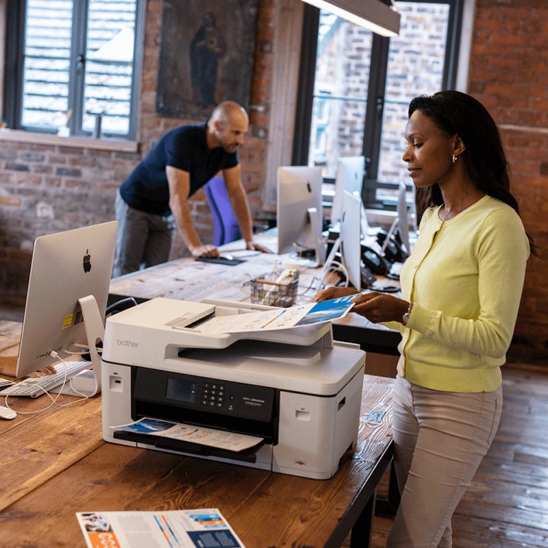 MFC-J6540DW 28 ipm 250 feuilles ADF 50 f