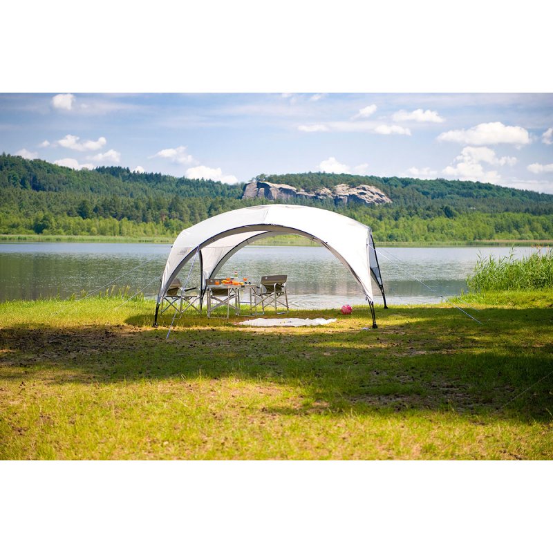 Coleman Event Shelter M White