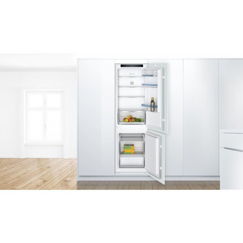 Bosch Serie 4 KIV86VSE0 fridge-freezer Built-in 267 L E White