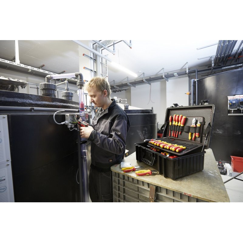 Wiha Competence XL 83 tools