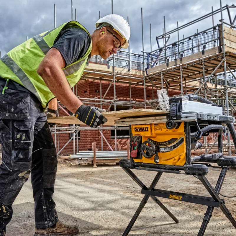 DeWALT DWE7485 5800 tr/min