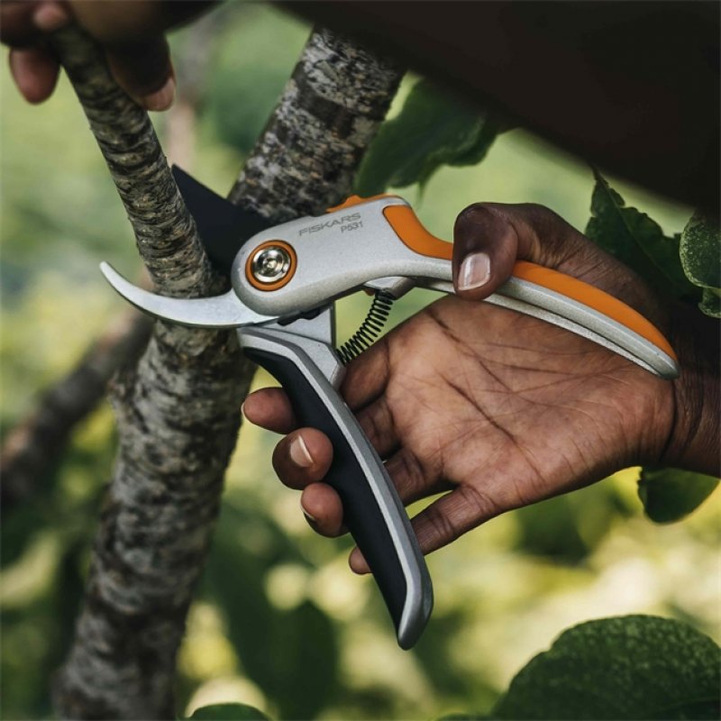 Fiskars Plus P531 pruning shears Bypass Black, Orange