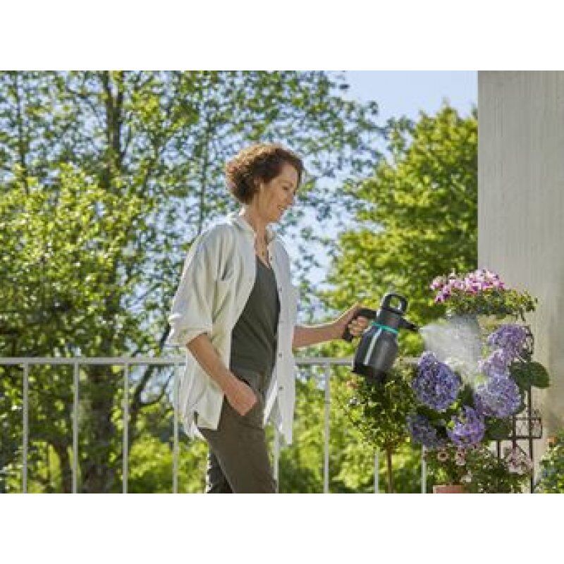 Gardena 11120-20 hand sprayer Black