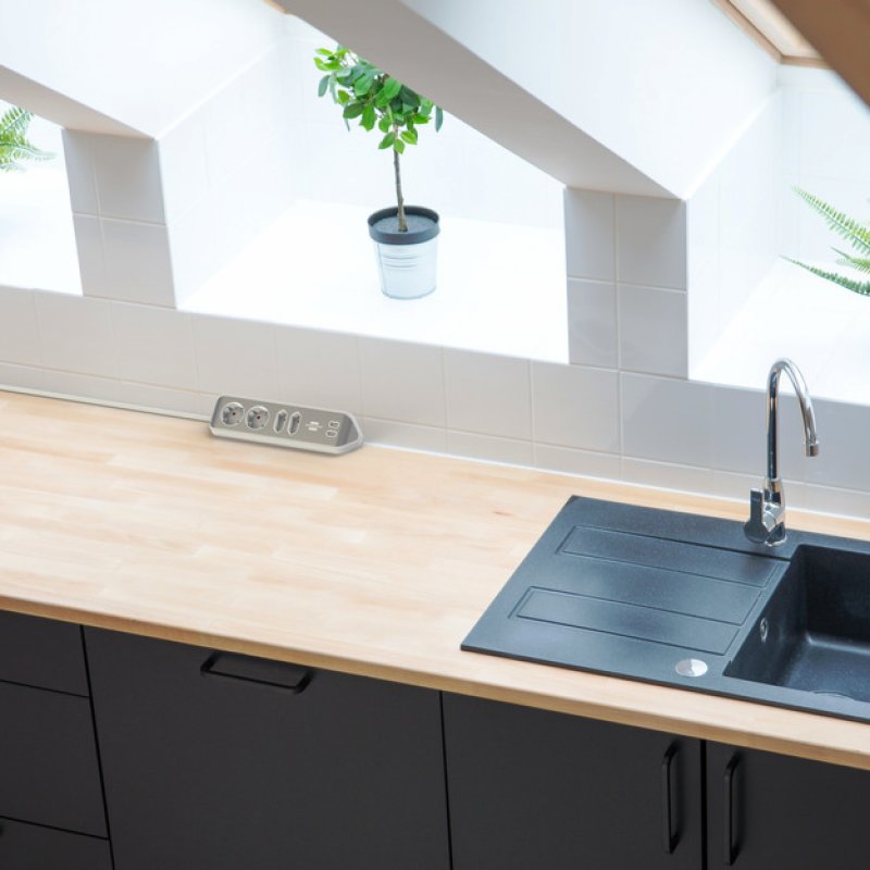 Brennenstuhl 1153590420 multiprise 2 m 4 sortie(s) CA Intérieure Argent, Blanc