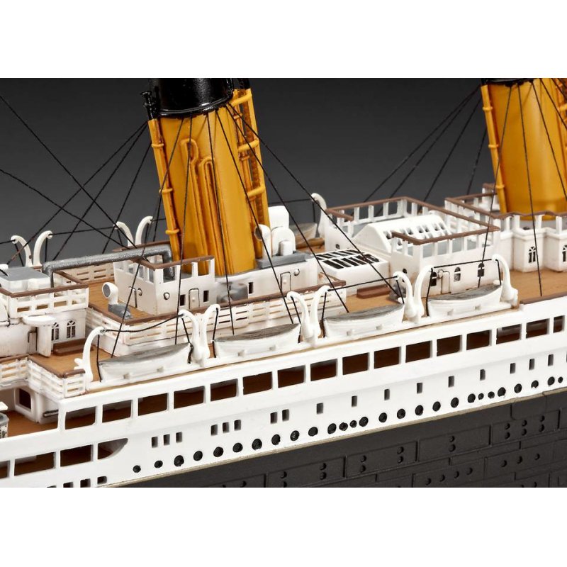 Revell Gift-Set 100 Years TITANIC Modèle réduit de navire de passagers Kit de montage 1:400