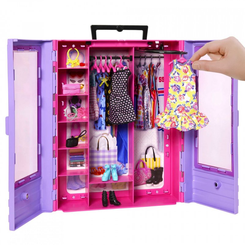 Barbie Entry Closet (Cp3) - 16M