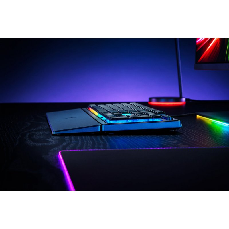 Razer Ornata V3  RZ03-04460400-R3G1