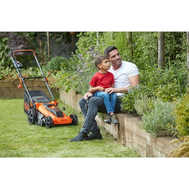 Black & Decker CLMA4825L2-QW tondeuse à gazon Tondeuse à gazon poussée Batterie Noir, Orange