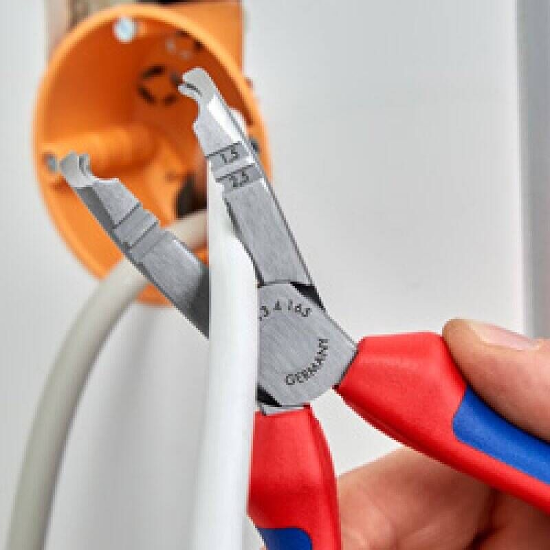 Knipex 13 42 165 plier