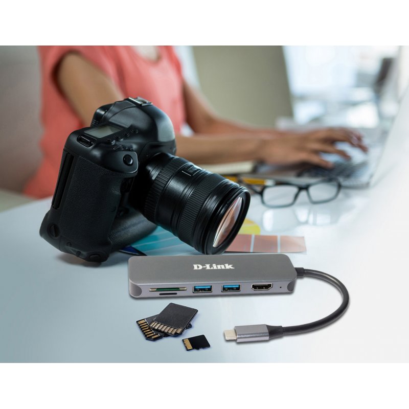 D-Link Hub USB-C 6-en-1 avec HDMI/lecteur de carte/alimentation DUB-2327