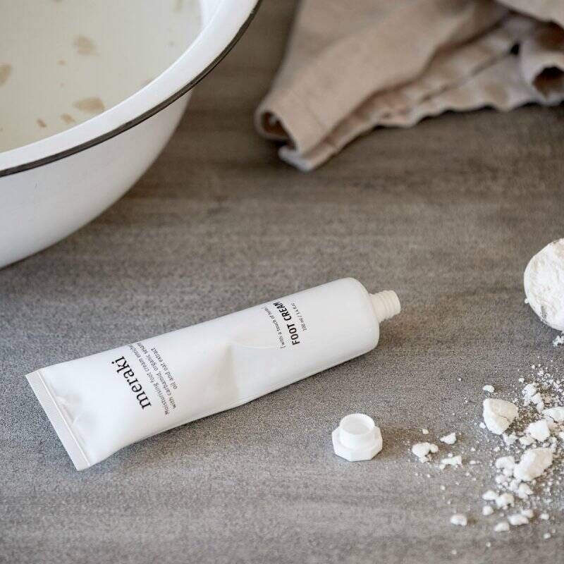Society of Lifestyle 309770001 foot cream & moisturizer