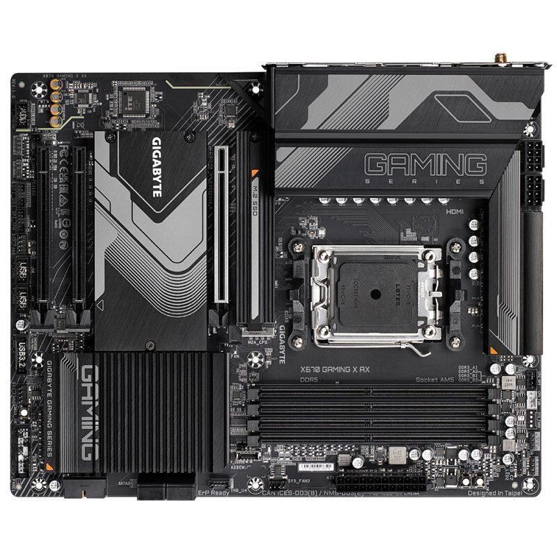 Gigabyte X670 GAMING X AX AMD X670 Emplacement AM5 ATX