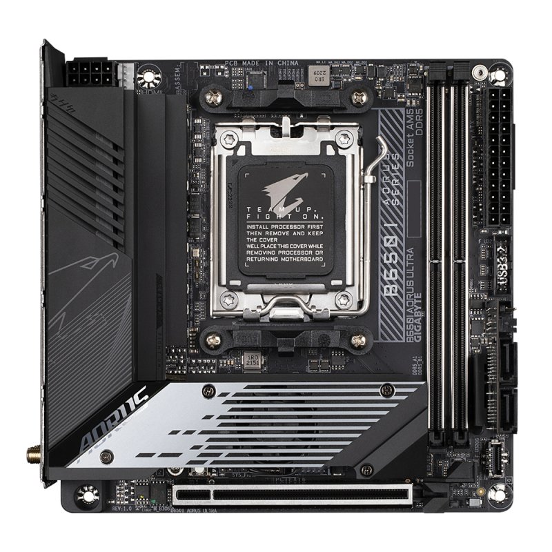 Gigabyte B650I AORUS ULTRA (REV. 1.0) carte mère AMD B650 Emplacement AM5 mini ITX