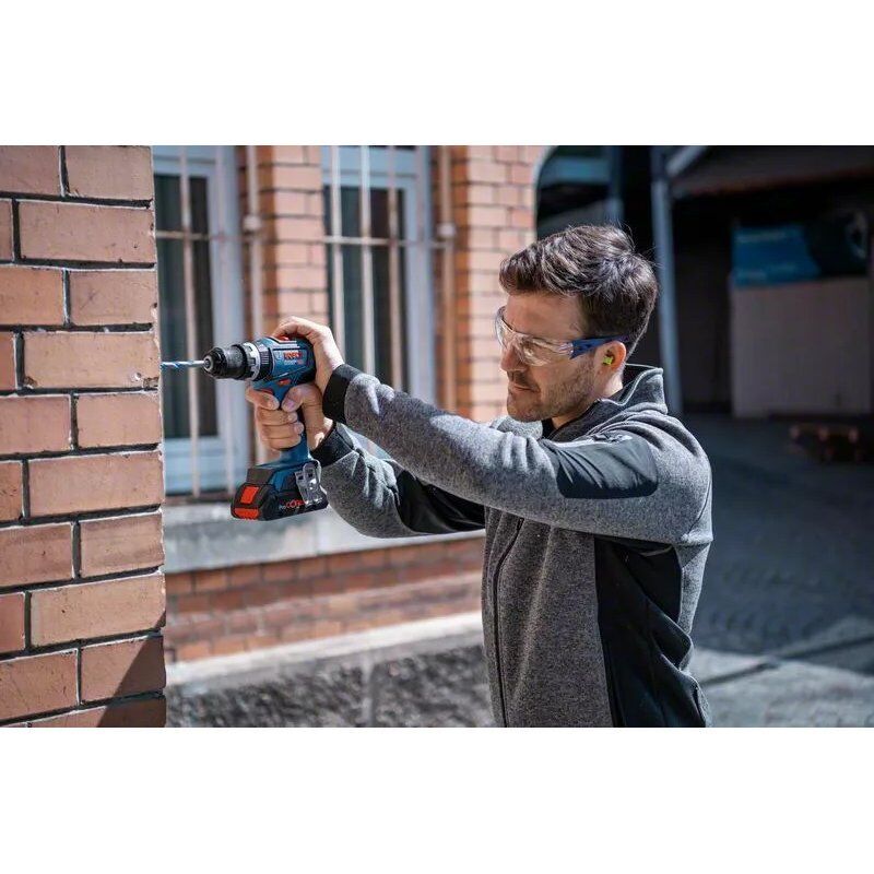 Bosch GSB 18V-90 C 2100 RPM 1.2 kg Black, Blue, Red