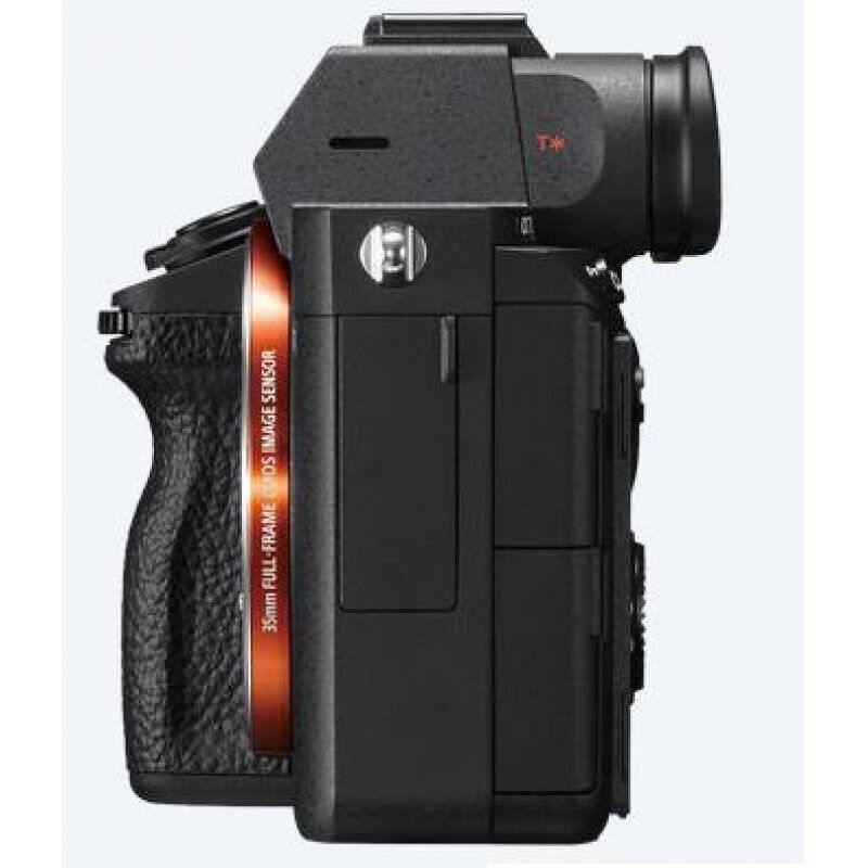 Sony α 7 III + 28-70mm MILC 24.2 MP CMOS 6000 x 4000 pixels Black